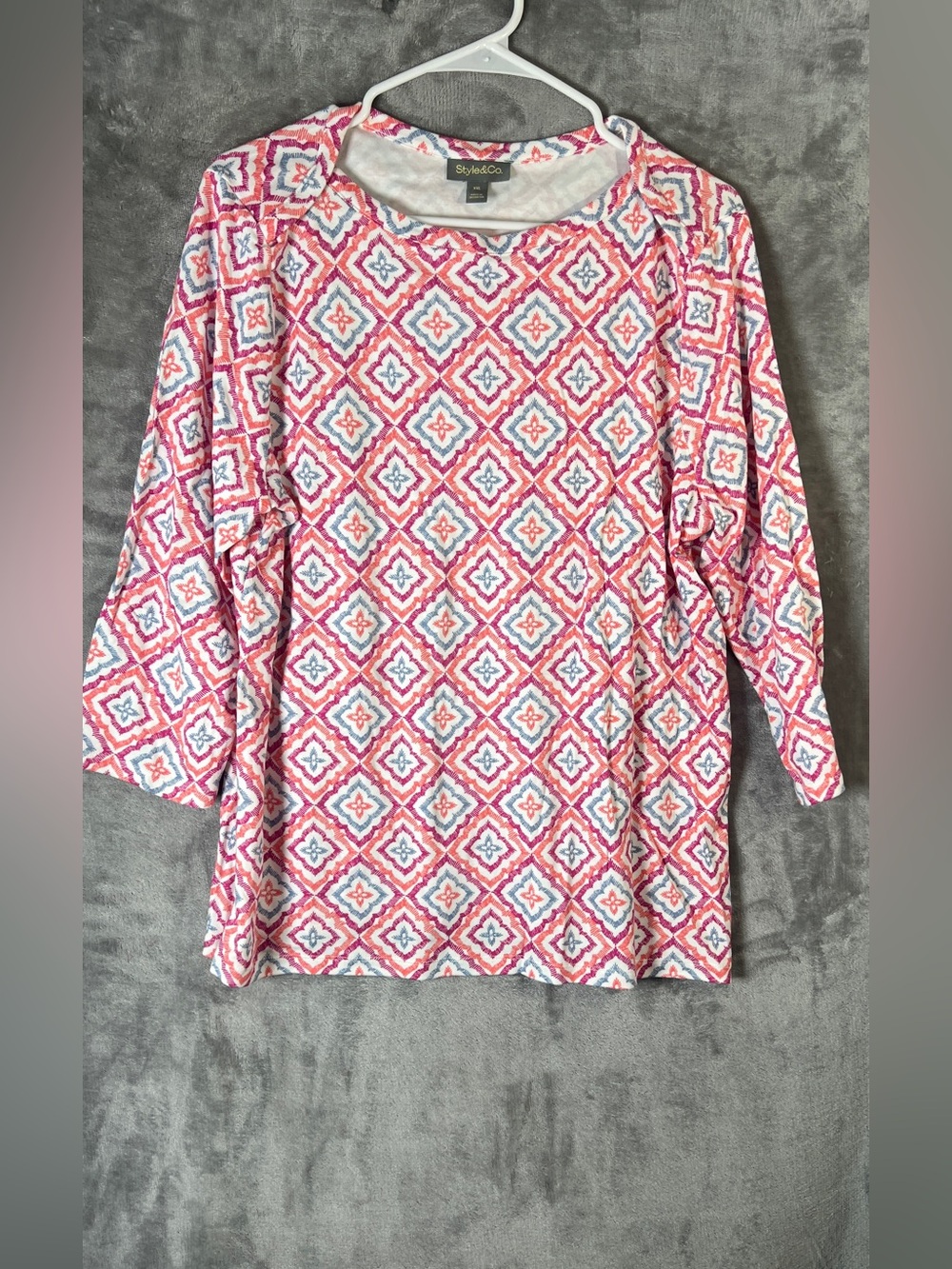 Style & Co. Pink and White Geometric Long Sleeve Top